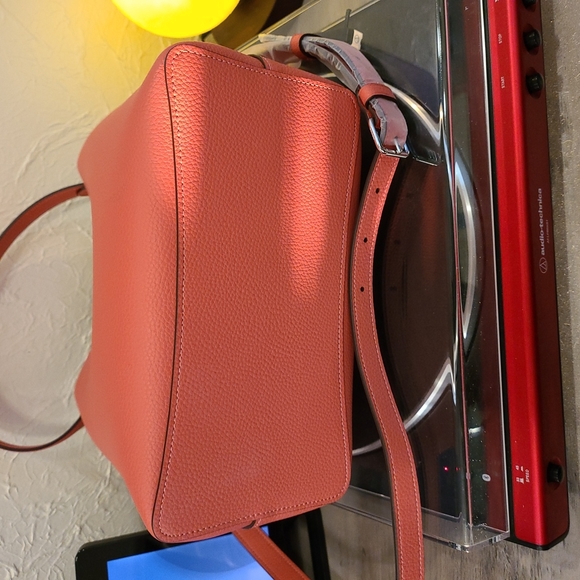 COACH 91122 LEATHER TOWN BUCKET BAG TANGERINE TAUP - Picture 4 of 10